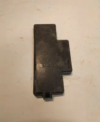 Toyota Hiace (H200) Fuse box cover 8266226200