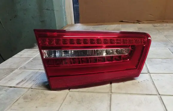 Audi A6 S6 C7 4G Tailgate rear/tail lights 4G9945093B