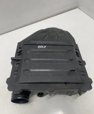 Volkswagen Golf VII Air filter box 04C129601M 04C129620A