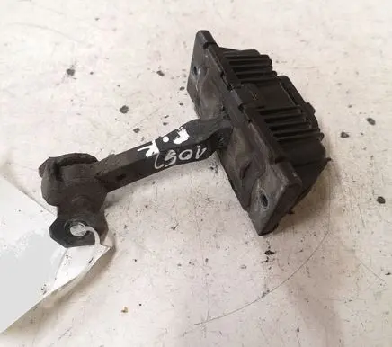 Mercedes-Benz Vito Viano W639 Front door check strap stopper
