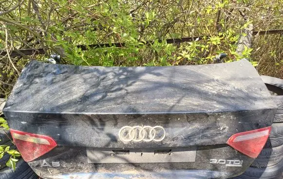 Audi A5 8T 8F Tailgate/trunk/boot lid
