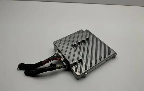 Chrysler Pacifica Sound amplifier 68207344AF 36670J