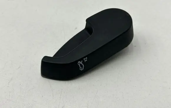BMW 2 G42 Engine bonnet (hood) release handle 7938323 7943205 5123