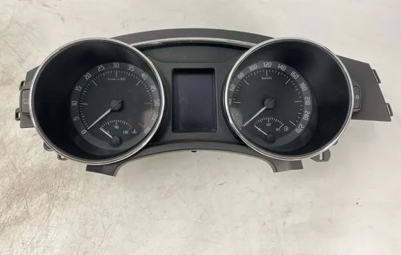 Skoda Superb B6 (3T) Speedometer (instrument cluster) 3T1920841M