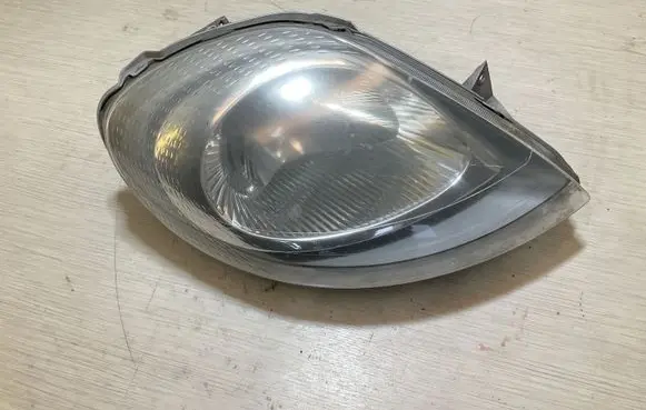 Opel Vivaro Headlight/headlamp 91165722