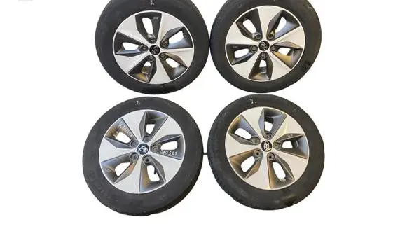 Hyundai Ioniq R16 alloy rim 
