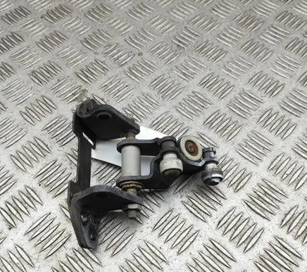 Mercedes-Benz Sprinter W906 Sliding door upper roller guide/hinge A9067600247