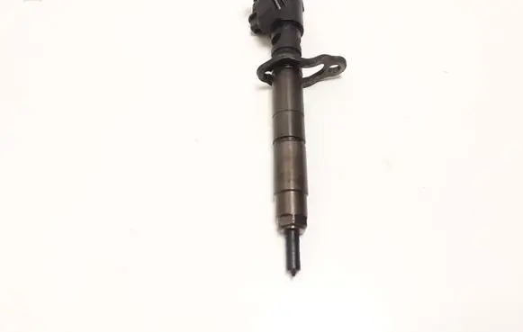 Volvo XC60 Fuel injector 31272767