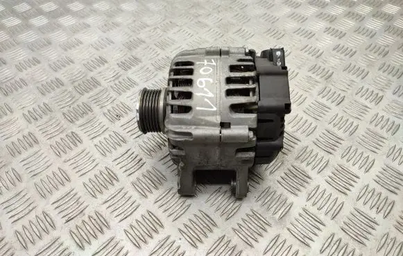 Peugeot 2008 I Generator/alternator 9818677980