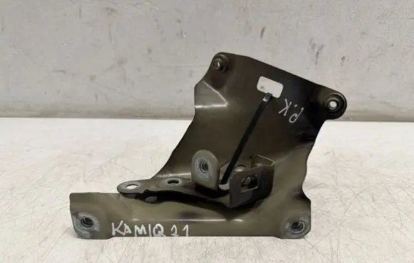 Skoda Kamiq Fender mounting bracket 658821227A