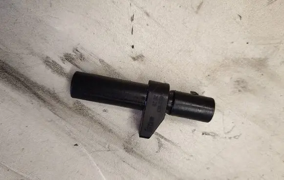 Mercedes-Benz C W204 Crankshaft position sensor A003153