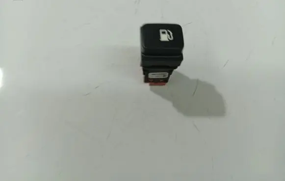 Citroen C4 I Picasso Fuel tank opening switch 96530658XT