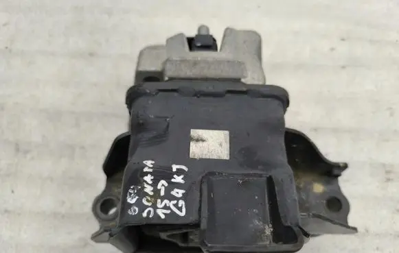 Hyundai Elantra VII Engine mount vacuum valve 