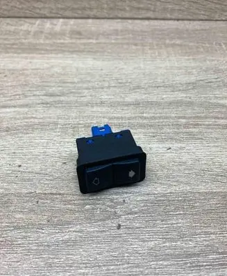 BMW 5 E39 Electric window control switch 8368932
