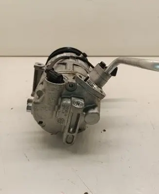 KIA Sportage Air conditioning (A/C) compressor (pump) 97701N7250