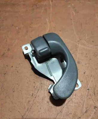 Mitsubishi Lancer Front door interior handle