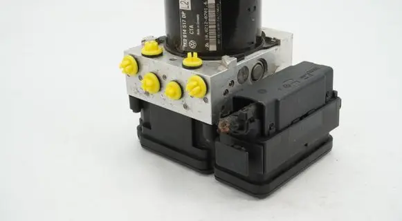 Skoda Octavia Mk2 (1Z) ABS Pump 1K0614517DP 1K0907379BL