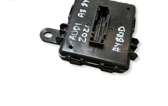 Audi A3 8Y Keyless (KESSY) go control unit/module 5WA959436B 5ZA01385401