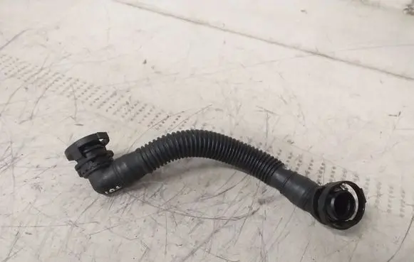 Skoda Octavia Mk2 (1Z) Breather hose/pipe 03L103493AE