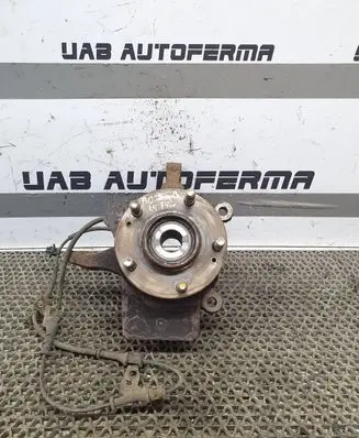 Hyundai i30 Front wheel hub