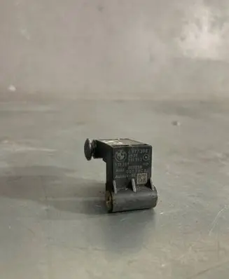 BMW 5 E60 E61 Airbag deployment crash/impact sensor 6977398 131207 003238
