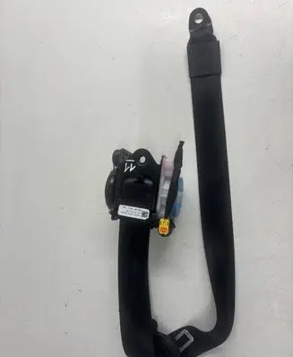 Audi Q3 8U Front seatbelt 8U0857706C