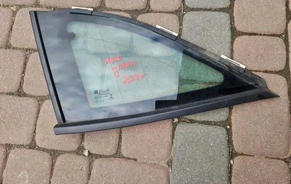 Opel Astra K Sliding door window/glass 