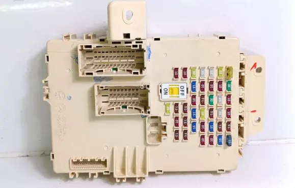 Hyundai i40 Fuse module 919503Z011
