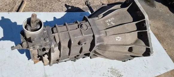 Iveco Daily 35 - 40.10 Manual 5 speed gearbox 8868231 282613196