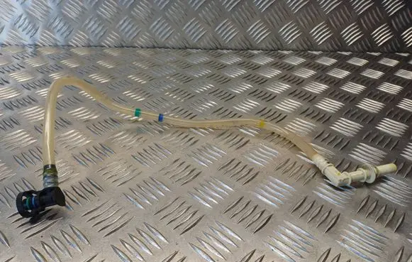 Citroen Berlingo Fuel line pipe 4C125S