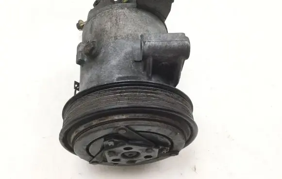 Nissan Primera Air conditioning (A/C) compressor (pump) 2J551