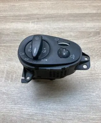 Ford Focus Light switch 98AG13A024FF 04052553
