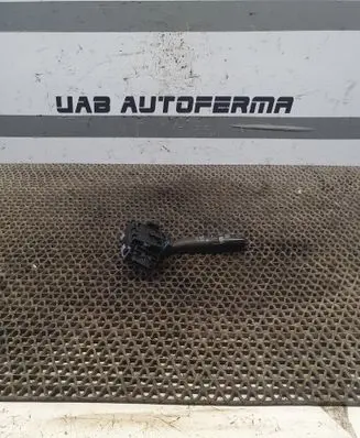 Toyota Avensis T250 Wiper control stalk 173654