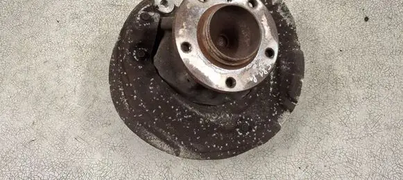 BMW 1 E81 E87 Front wheel hub 6773209