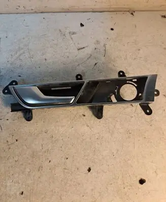 Audi A6 S6 C6 4F Front door interior handle 4F0837019