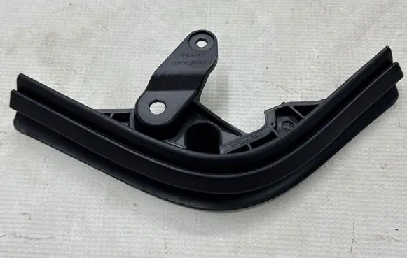 Tesla Model X Other rear door trim element 104938600C