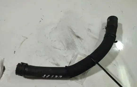 Audi Q7 4L Engine coolant pipe/hose 