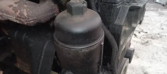 Chevrolet Captiva Oil filter cover 