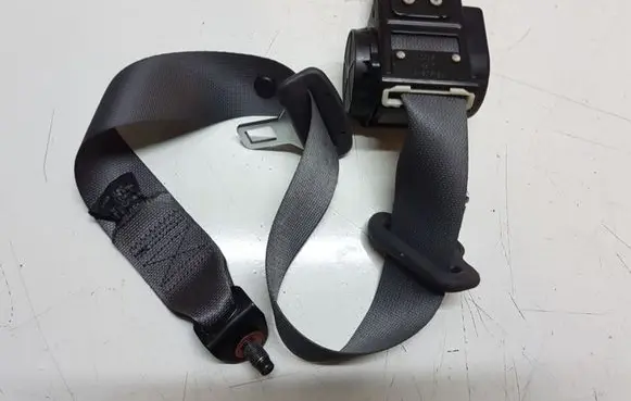 Hyundai Tucson LM Rear seatbelt 041128 E11041128