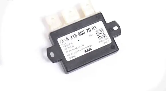 Mercedes-Benz S C217 Keyless system antenna A2139057901