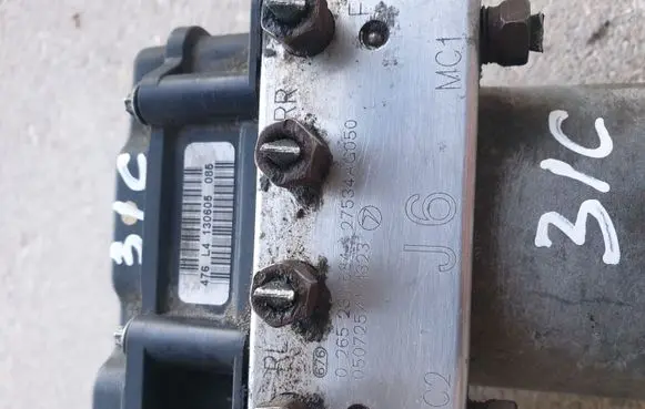 Subaru Legacy ABS Pump 0265231684 0265800462