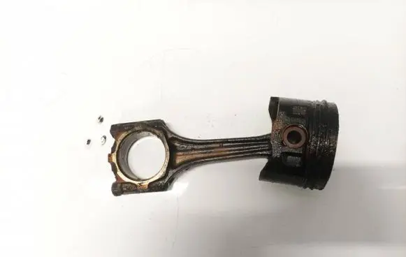Audi A3 S3 8L Piston with connecting rod
