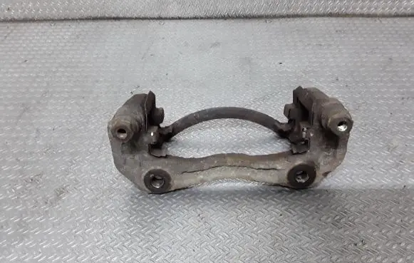 Chevrolet Captiva Front Brake Caliper Pad/Carrier 
