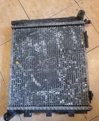 Mercedes-Benz 190 W201 Engine oil radiator 2120811717