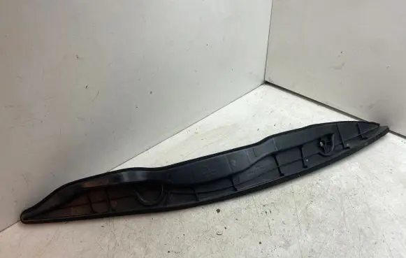 Chevrolet Spark Fender end trim 94571377