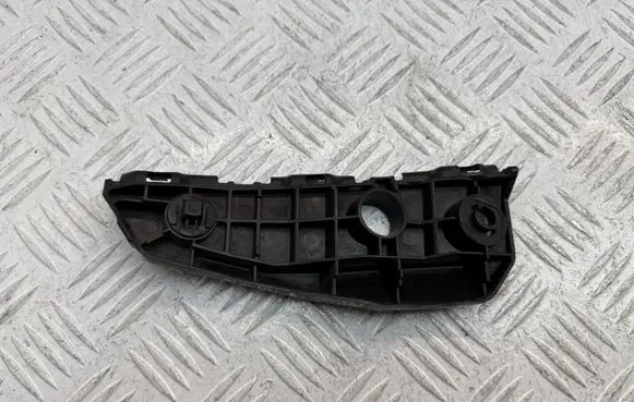 Toyota Auris 150 Front bumper mounting bracket 5253602030
