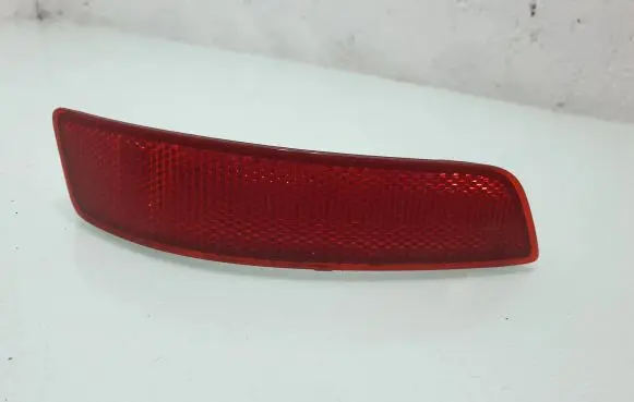 Lexus GS 250 350 300H 450H Rear tail light reflector