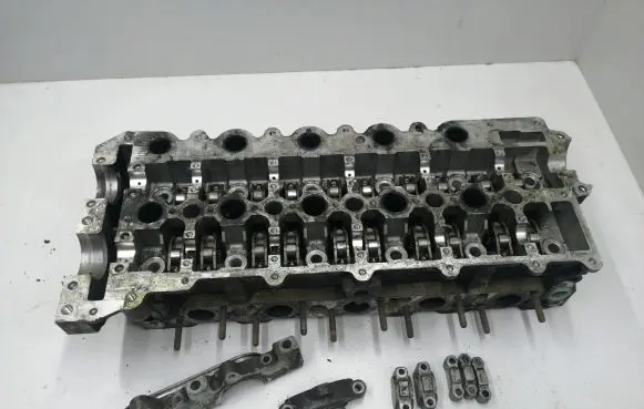 Engine head
