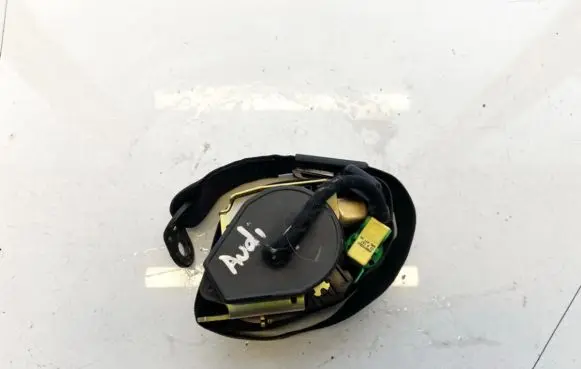 Audi TT Mk1 Front seatbelt 193857737