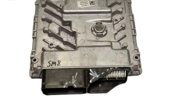 Volkswagen PASSAT B8 Engine control unit/module 06K907425E 5WP4971102